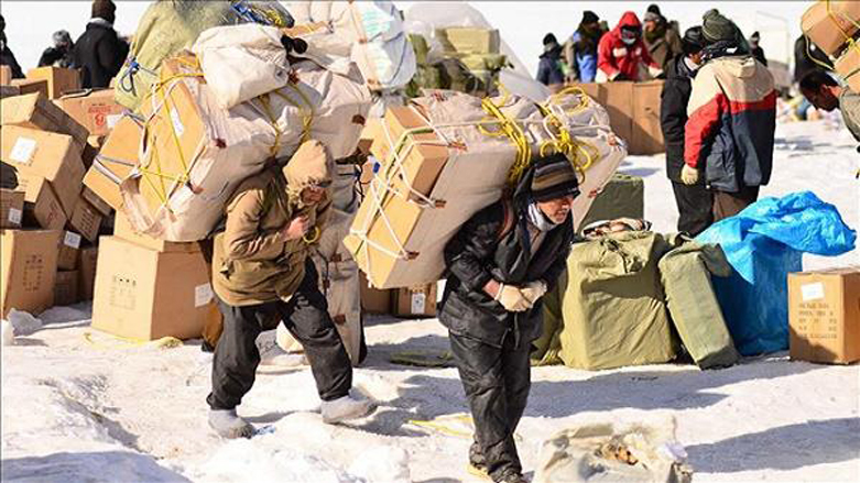 ئێران کۆڵبەری رادەگرێت